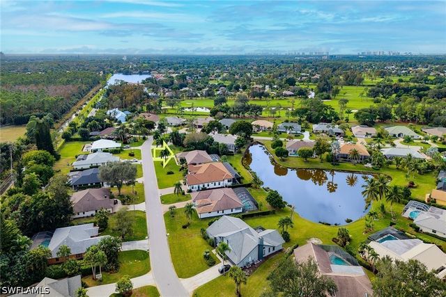 1916 Countess CT, Naples, FL 34110