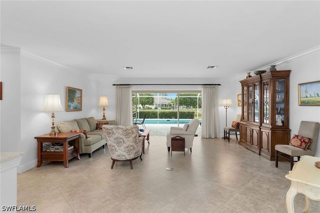 1916 Countess CT, Naples, FL 34110