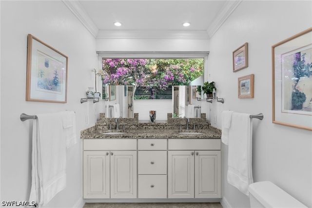 1916 Countess CT, Naples, FL 34110