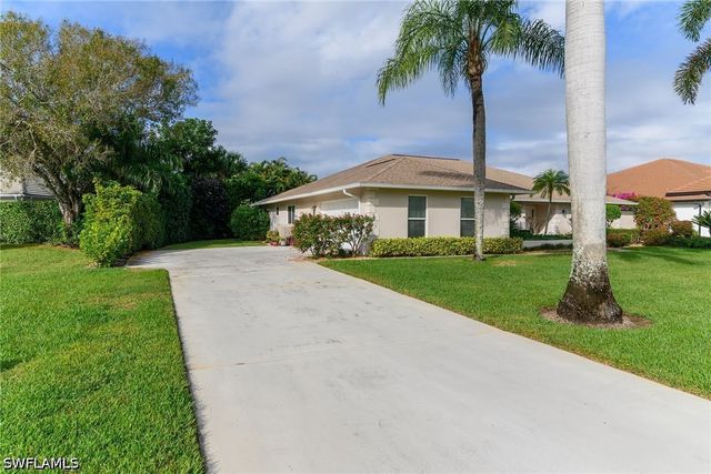 1916 Countess CT, Naples, FL 34110