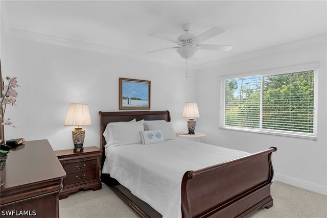 1916 Countess CT, Naples, FL 34110