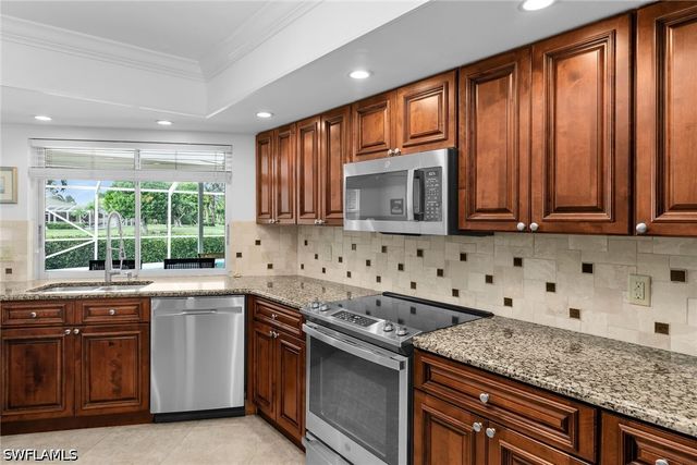 1916 Countess CT, Naples, FL 34110