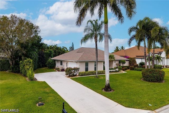 1916 Countess CT, Naples, FL 34110