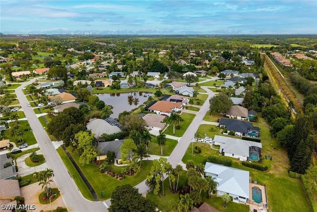 1916 Countess CT, Naples, FL 34110