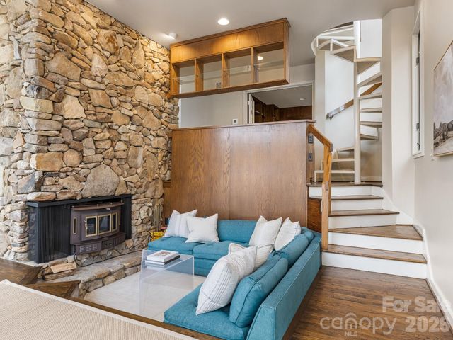 5101 Gorham Drive, Charlotte, NC 28226