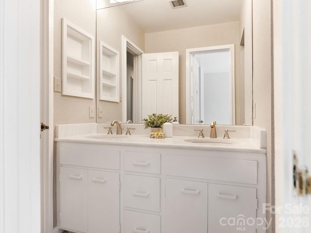 5101 Gorham Drive, Charlotte, NC 28226