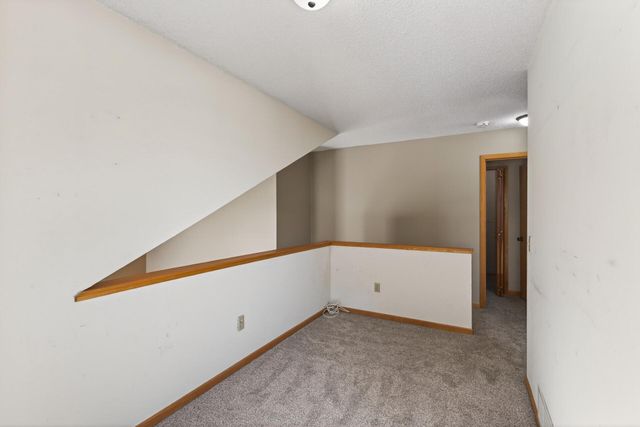 9935 Russell Avenue N 7, Brooklyn Park, MN 55444