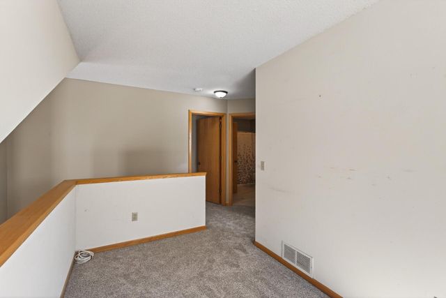 9935 Russell Avenue N 7, Brooklyn Park, MN 55444