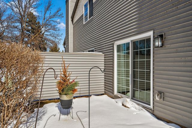 9935 Russell Avenue N 7, Brooklyn Park, MN 55444