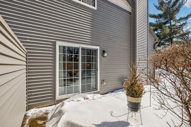 9935 Russell Avenue N 7, Brooklyn Park, MN 55444