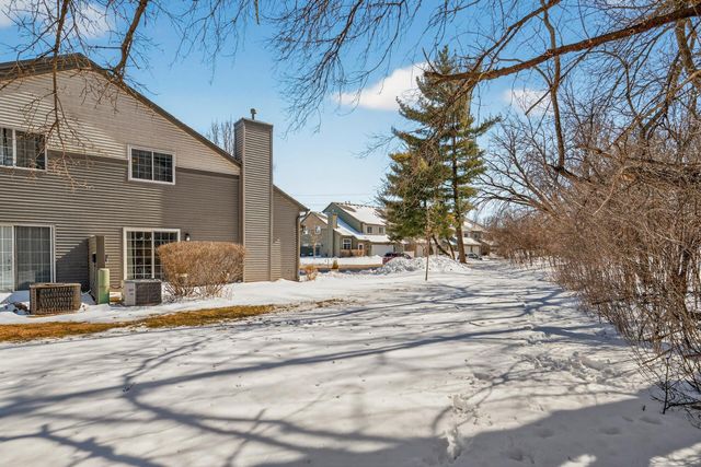 9935 Russell Avenue N 7, Brooklyn Park, MN 55444