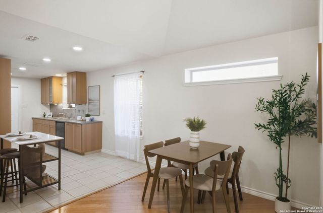 7535 Linkside, San Antonio, TX 78240