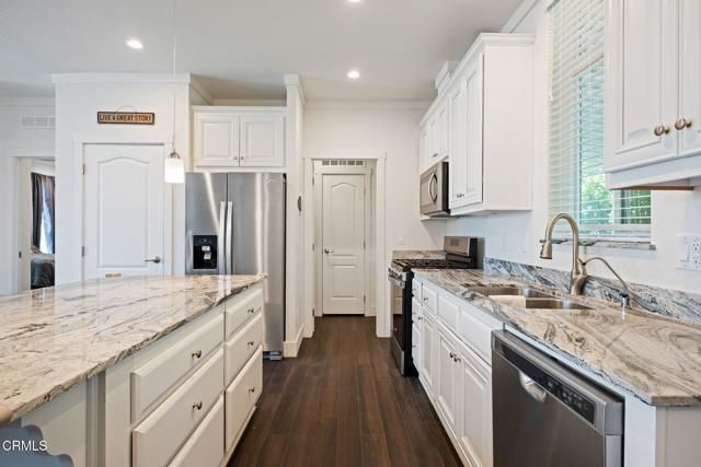 11100 Telegraph Road 88, Ventura, CA 93004