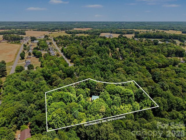 270 Oakland Avenue, Mocksville, NC 27028