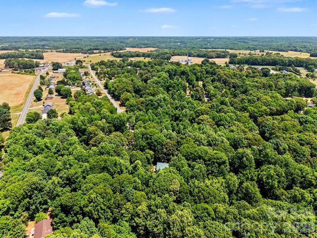 270 Oakland Avenue, Mocksville, NC 27028