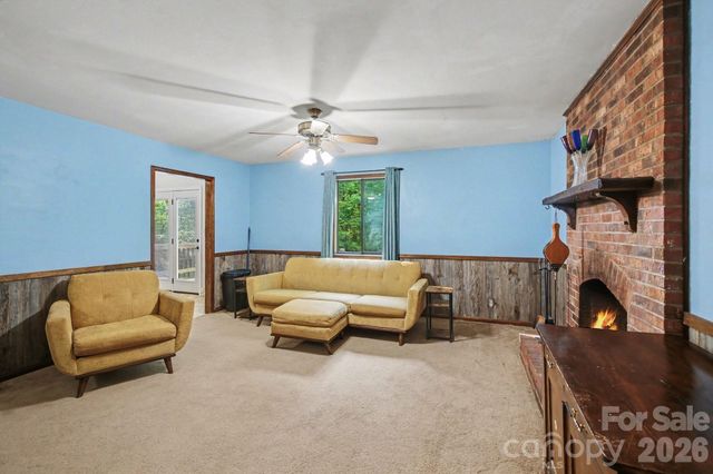 270 Oakland Avenue, Mocksville, NC 27028