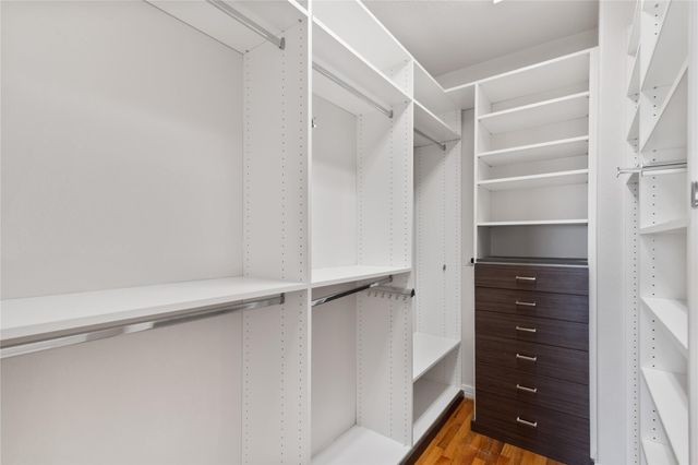 5223 Gibson Street, Houston, TX 77007