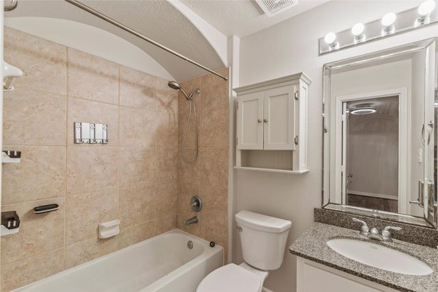 5223 Gibson Street, Houston, TX 77007