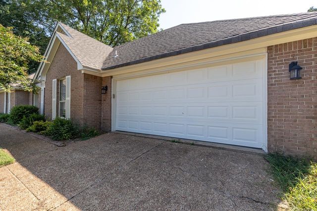 7776 GREY SQUIRREL CV, Cordova, TN 38016