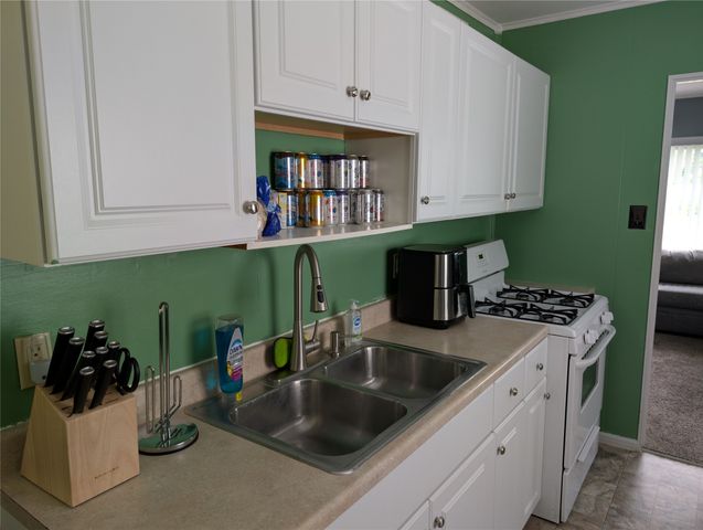 1114 W 38TH Street, Erie, PA 16508