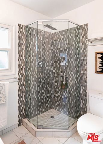 1809 N Rose Street, Burbank, CA 91505