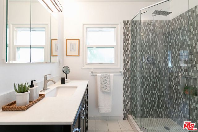 1809 N Rose Street, Burbank, CA 91505