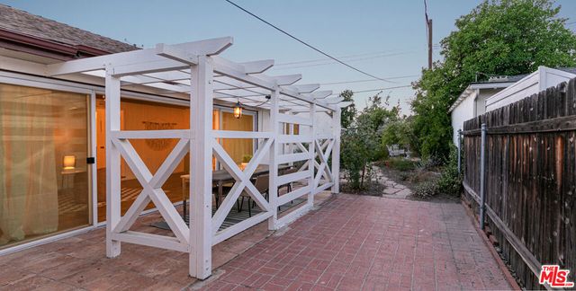 1809 N Rose Street, Burbank, CA 91505