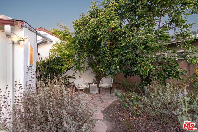 1809 N Rose Street, Burbank, CA 91505