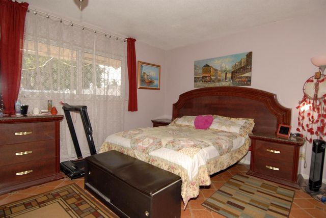 205 SE 4th Terrace 1-2, Dania Beach, FL 33004