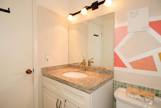 205 SE 4th Terrace 1-2, Dania Beach, FL 33004