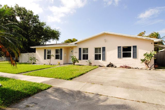 205 SE 4th Terrace 1-2, Dania Beach, FL 33004