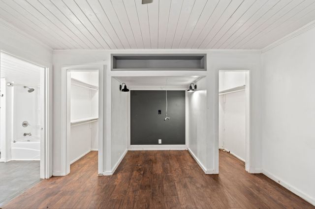 310 E 3rd Street, Mt Pleasant, TX 75455