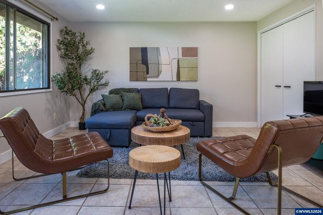 643 NW Survista Av, Corvallis, OR 97330