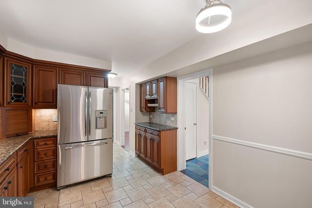 2705 TONBRIDGE DR, Wilmington, DE 19810