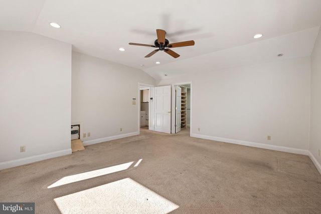 2705 TONBRIDGE DR, Wilmington, DE 19810