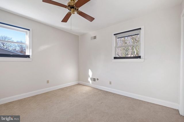 2705 TONBRIDGE DR, Wilmington, DE 19810