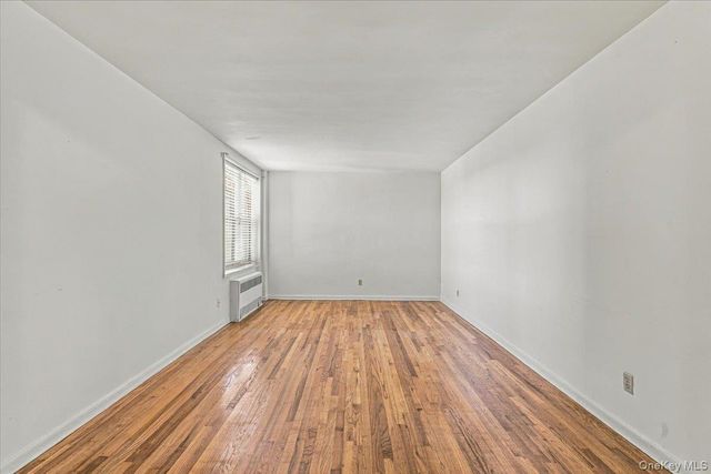 3815 149th Street 4L, Flushing, NY 11354