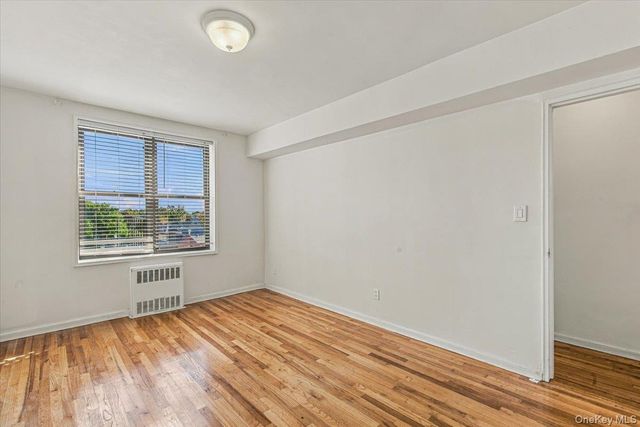 3815 149th Street 4L, Flushing, NY 11354