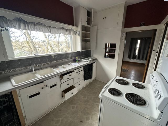 960 NE Maple St, Pullman, WA 99163