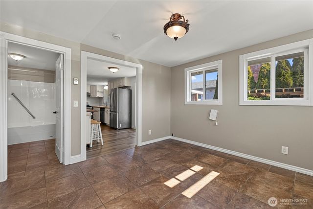 480 SE Ely Street, Oak Harbor, WA 98277