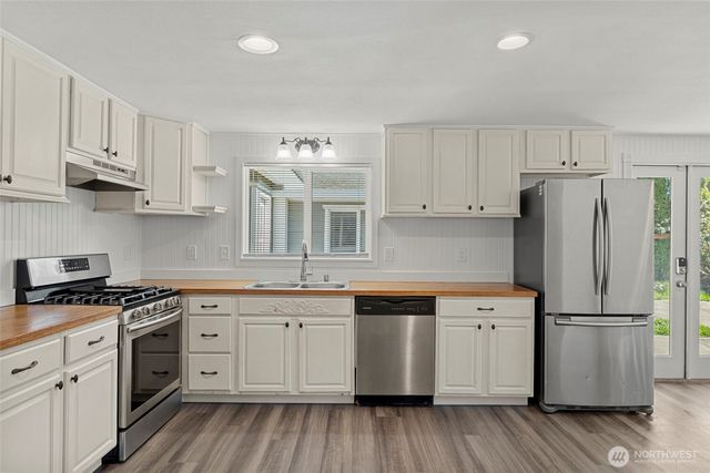 480 SE Ely Street, Oak Harbor, WA 98277