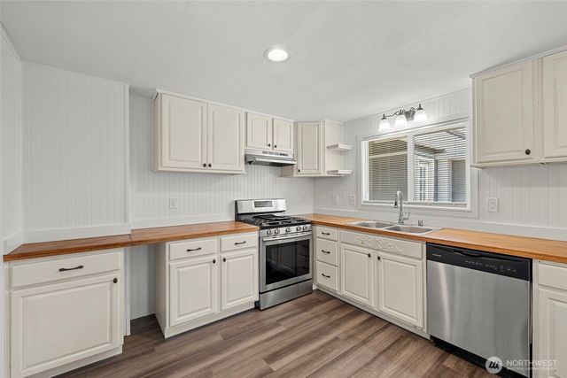 480 SE Ely Street, Oak Harbor, WA 98277