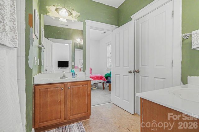 10224 Tolleson Avenue, Charlotte, NC 28277