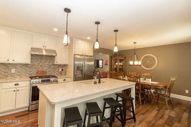 4531 Vicksburg Drive, Sylvania, OH 43560