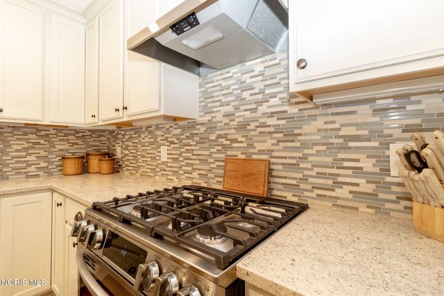 4531 Vicksburg Drive, Sylvania, OH 43560