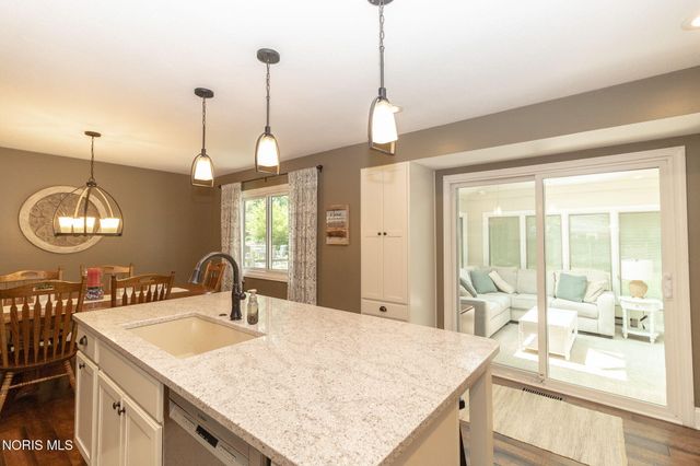 4531 Vicksburg Drive, Sylvania, OH 43560