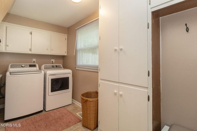 4531 Vicksburg Drive, Sylvania, OH 43560