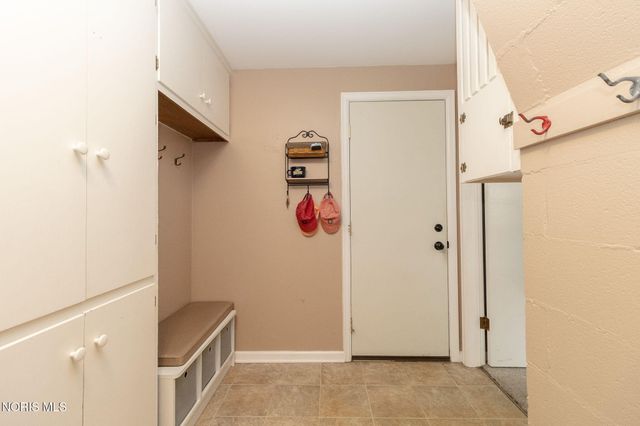 4531 Vicksburg Drive, Sylvania, OH 43560