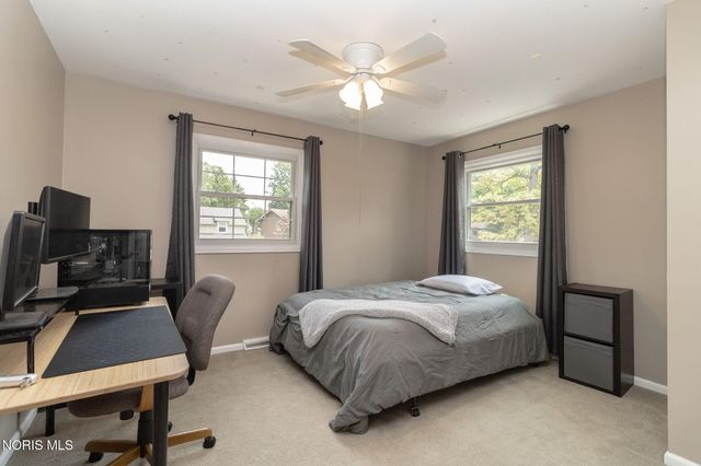 4531 Vicksburg Drive, Sylvania, OH 43560
