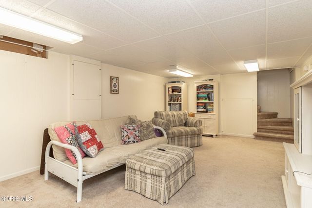 4531 Vicksburg Drive, Sylvania, OH 43560